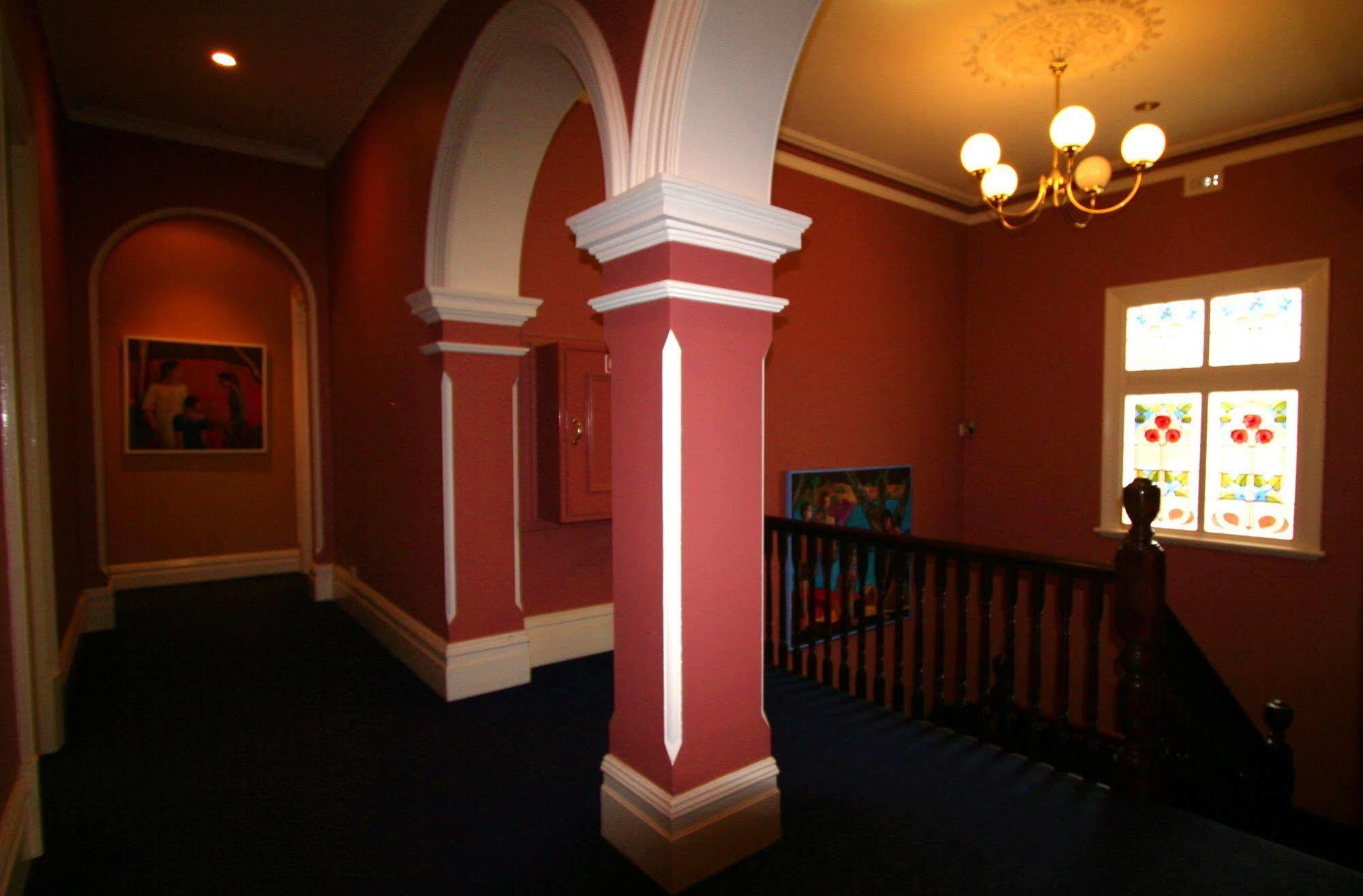 The York Palace Accommodation Exterior foto
